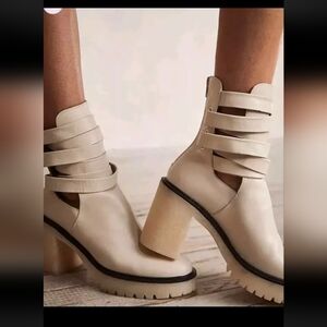 Free People Jesse Cutout Ankle Boots Leather Off-White Lug Sole Strappy 8.5